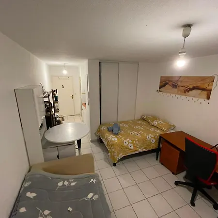 شقة Little House In باريس